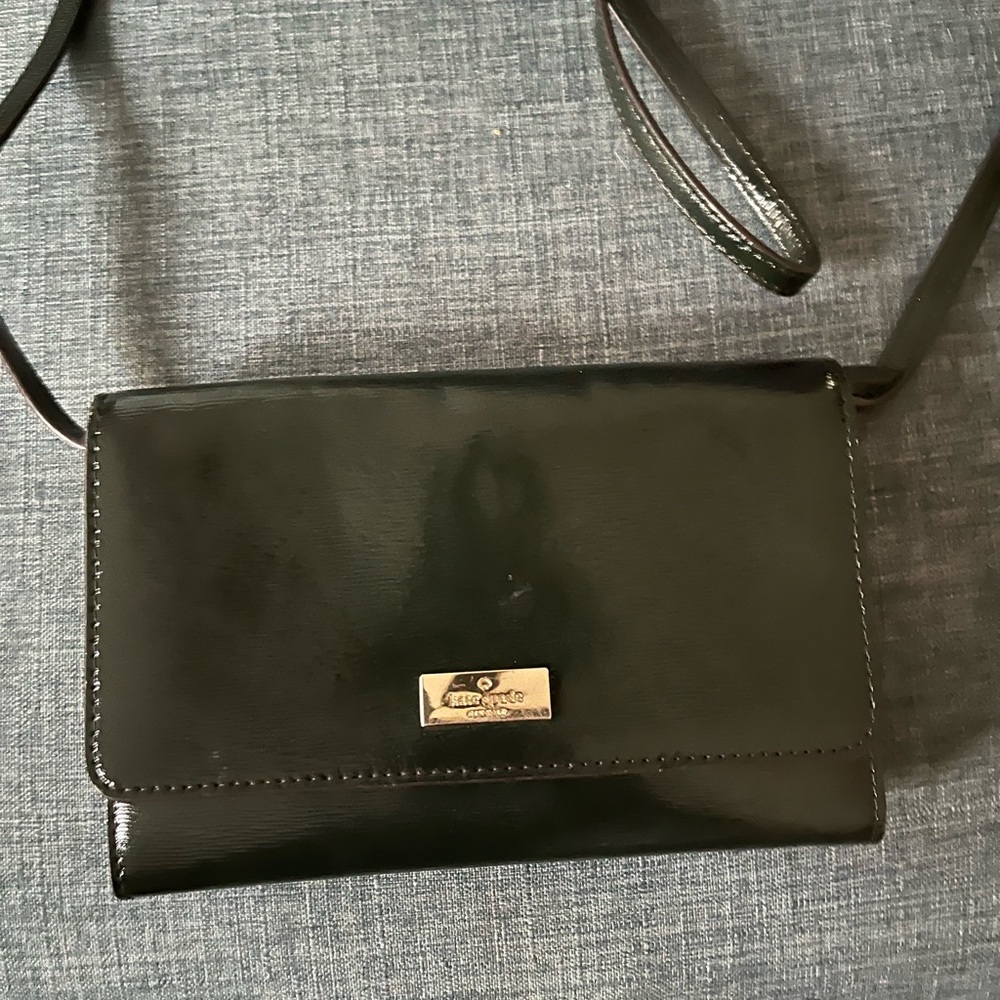 KATE SPADE green patent leather crossbody